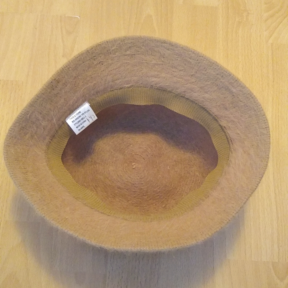 Angora Winter Bucket Hat - Picture 4 of 4